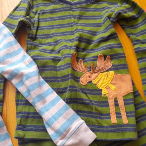 Carters Organic Pajamas 4T - Picture 4 of 11